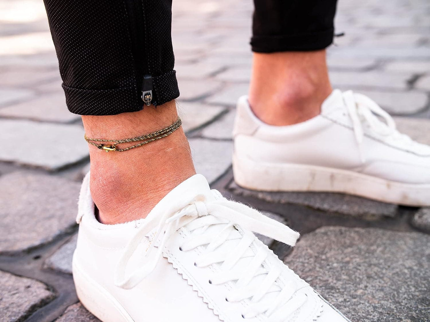 Dünnes Wickel Fußband Unisex – Handgemachtes Surfer Fußkettchen