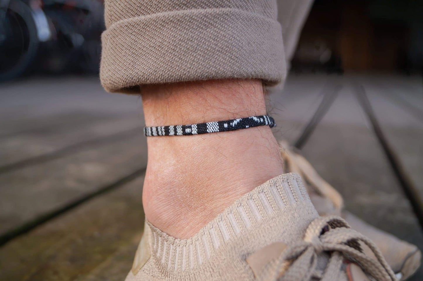 Bali Boho Flat Fußband - Schwarz - Made by Nami