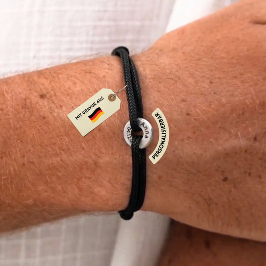 Armband mit Edelstahl-Ring und Kordelband
