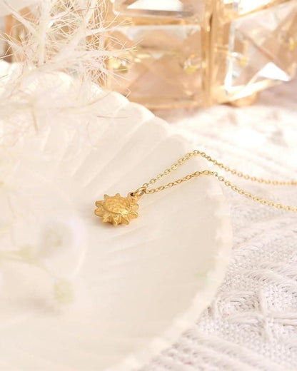 Goldene Sonne Halskette Damen Hammerschlag