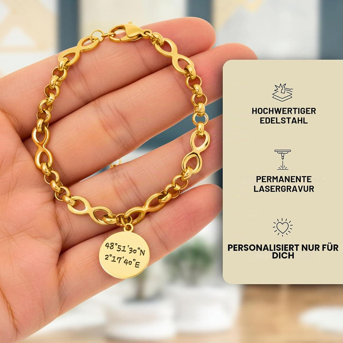 Kabelkettenarmband im Infinity-Design mit personalisiertem Gravuranhänger & Blumensymbolen – Gold 01
