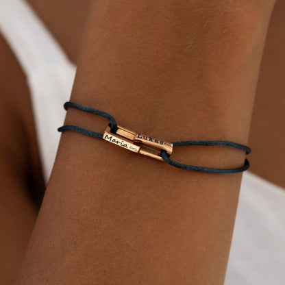 Personalisiertes Armband mit Edelstahl– Blau