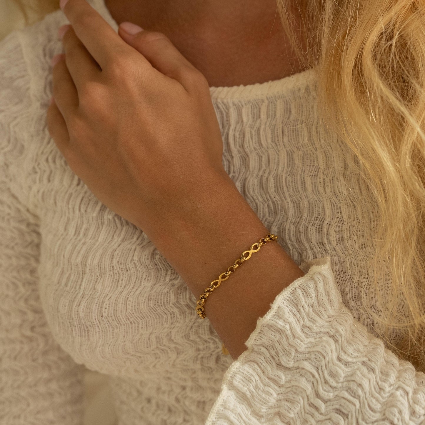 Gold Armband Damen Infinity Symbol Edelstahl