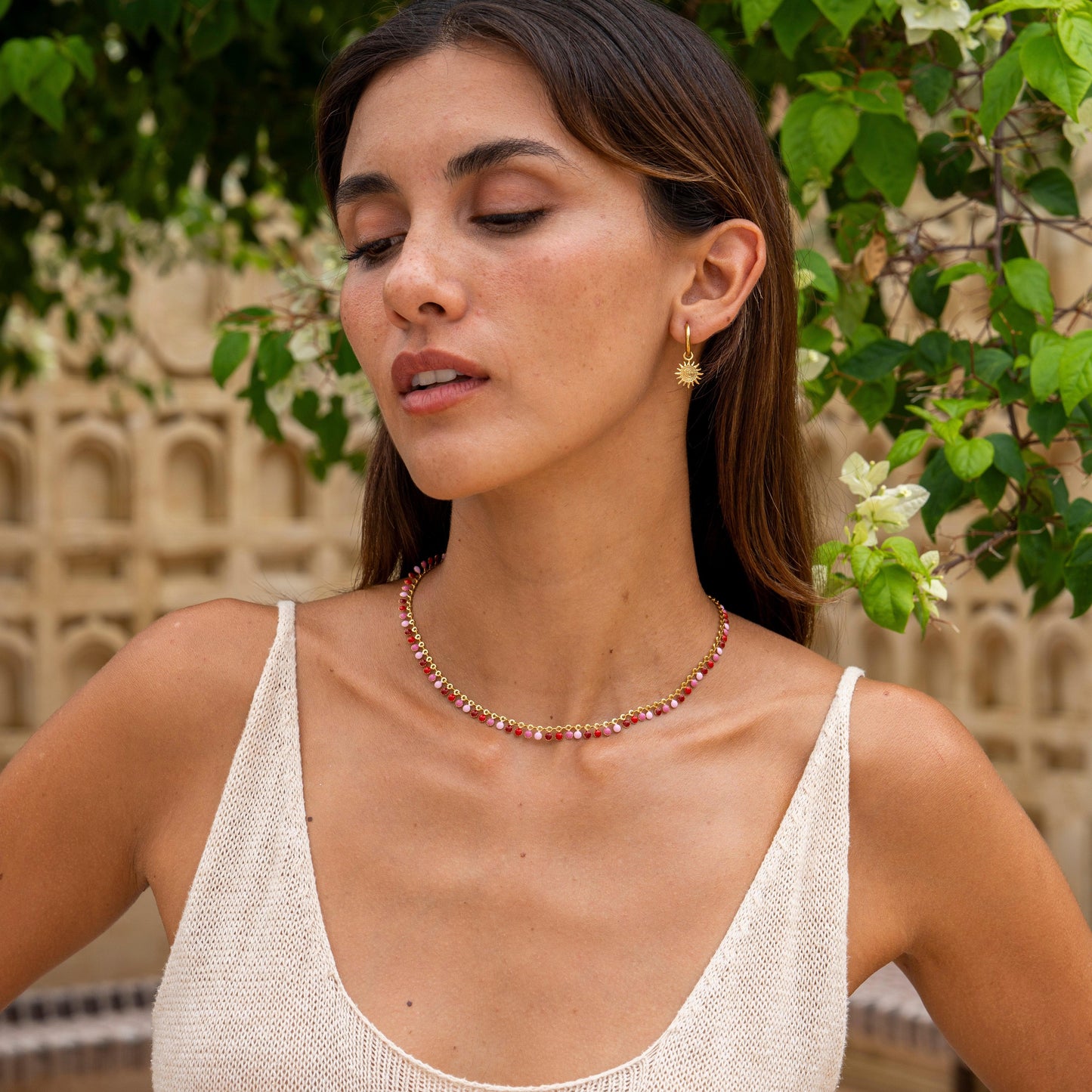 Goldene Creolen mit Sonne & Mond Anhänger