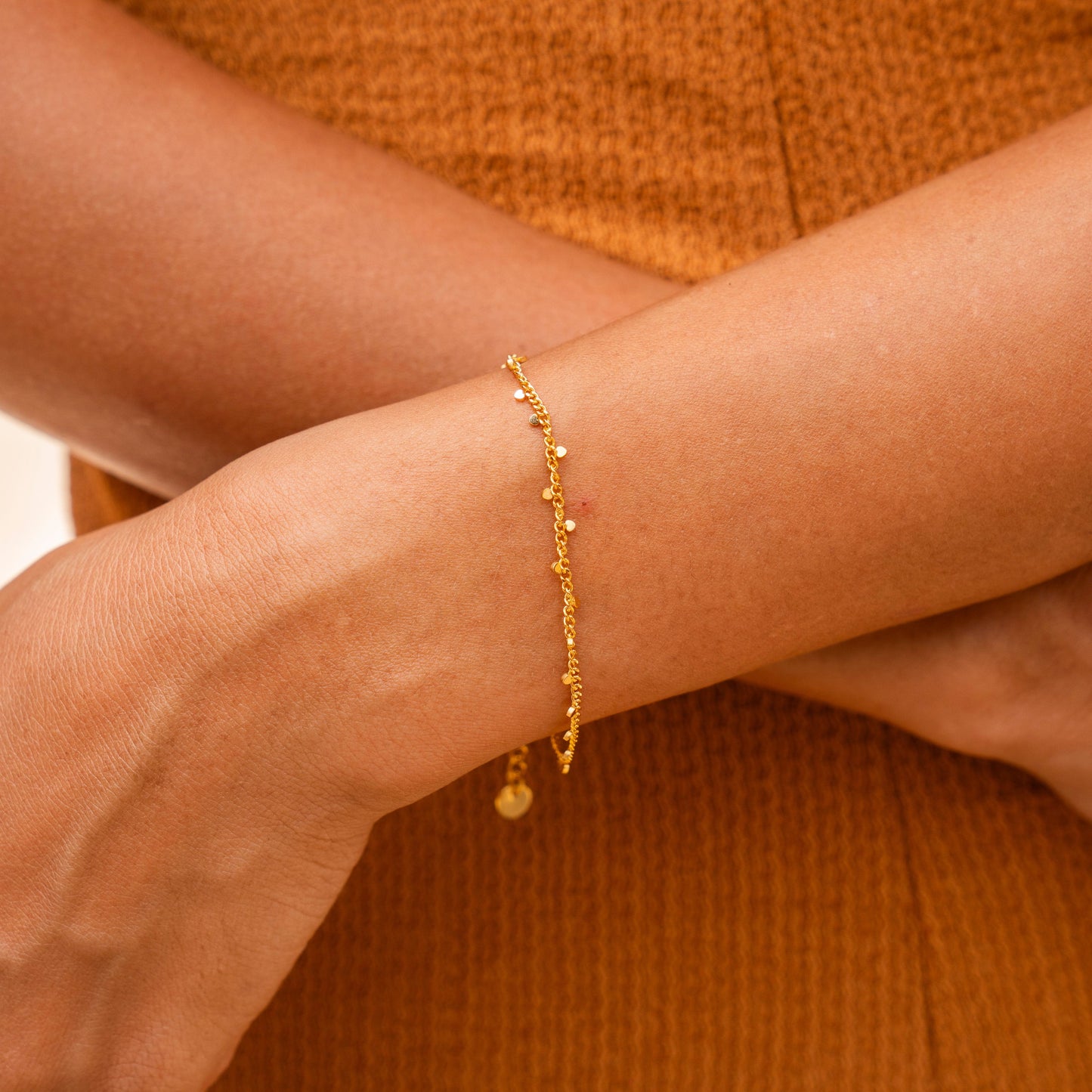 Feines Goldarmband 18K vergoldet – Verstellbar & Wasserdicht