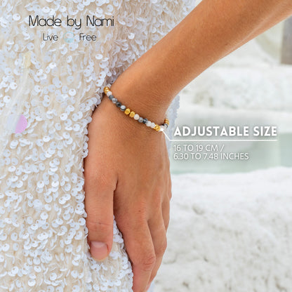 Goldarmband mit Natursteinen