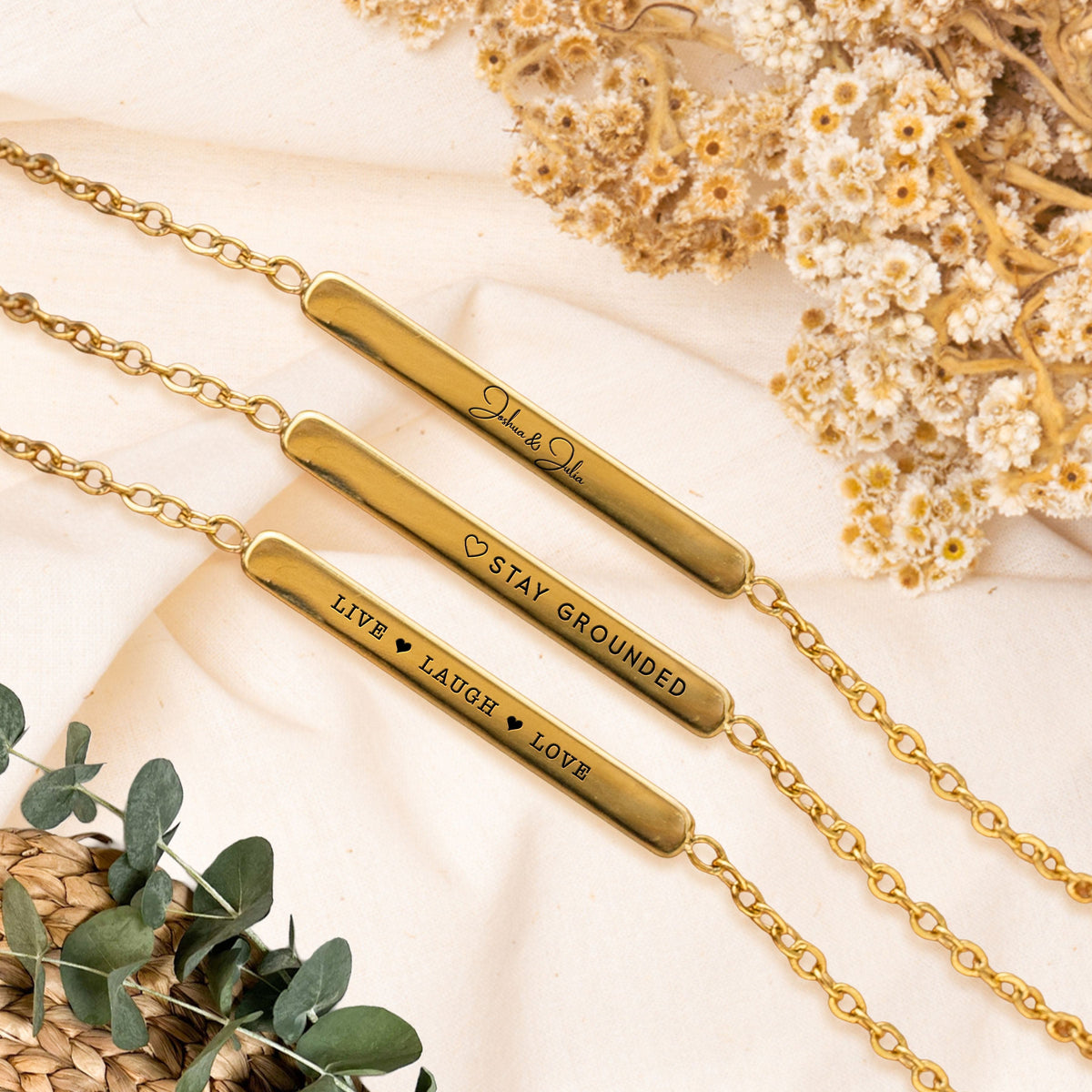 Personalizable cable chain bracelet with rectangular engraving plate – Gold