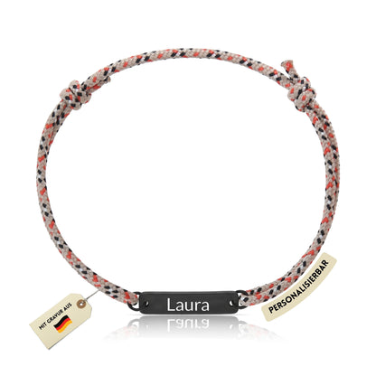 Armband mit Plättchen und Kordeband