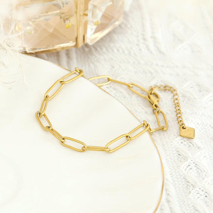 Goldenes Paperclip Armband