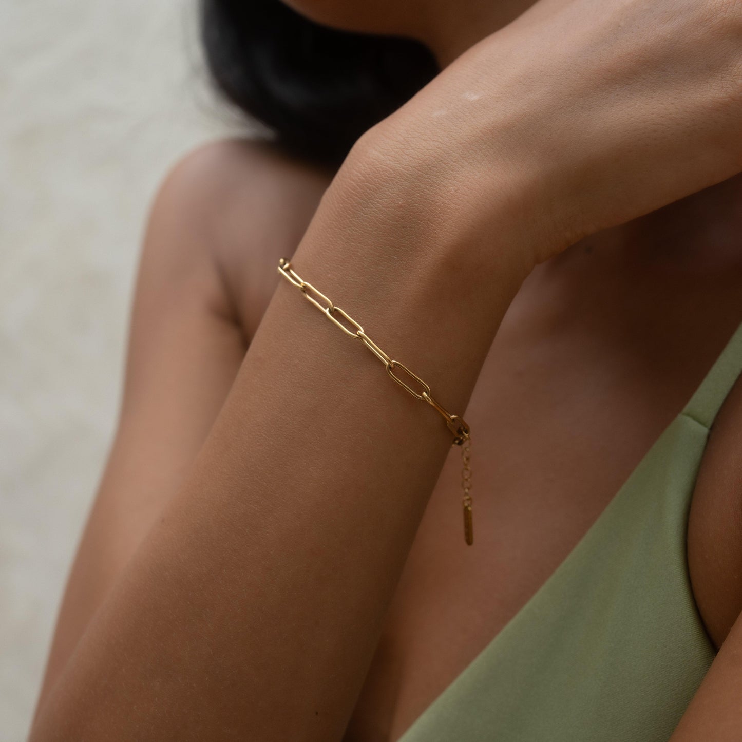 Goldenes Paperclip Armband