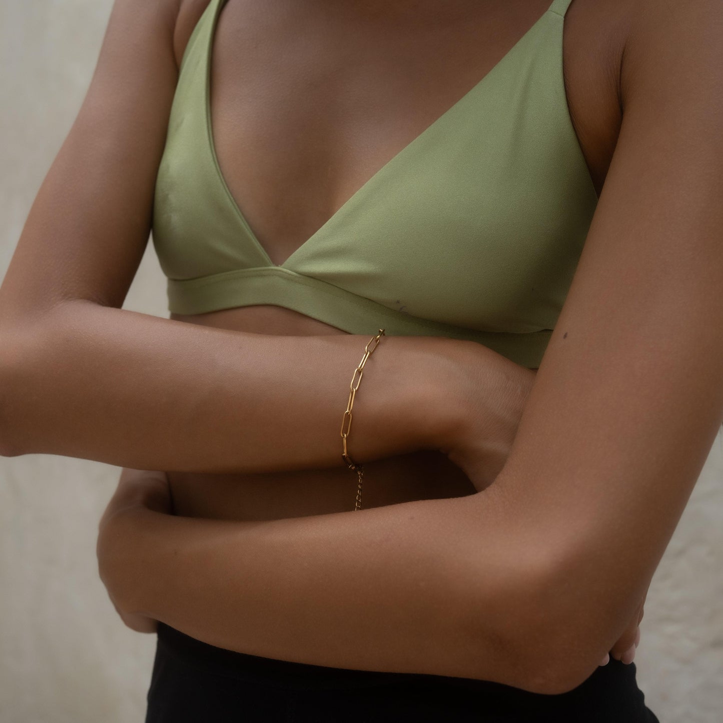 Goldenes Paperclip Armband