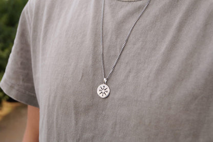 Made by Nami Surfer Herren Halskette - Silver Origin