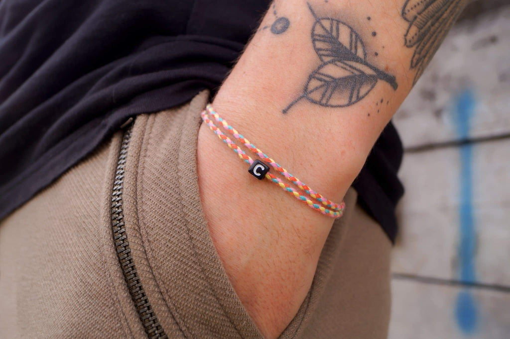 Made by Nami Surfer A Surfer Armband -  Retro 2 Personalized